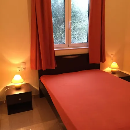 Cavo Plako Aparthotel