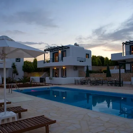 Cavo Plako باليكاسترون