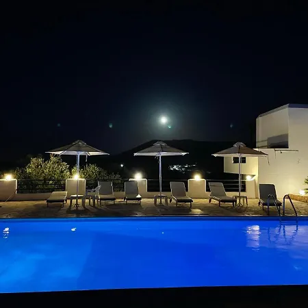 Aparthotel Cavo Plako 3*
