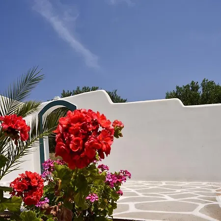 Cavo Plako Aparthotel
